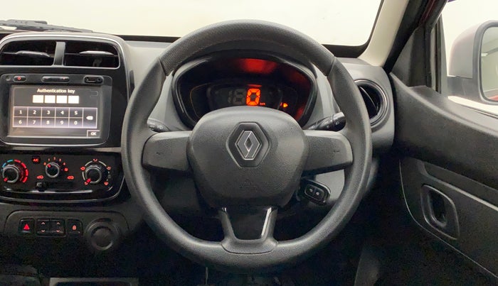 2017 Renault Kwid RXT 1.0, Petrol, Manual, 45,079 km, Steering Wheel Close Up