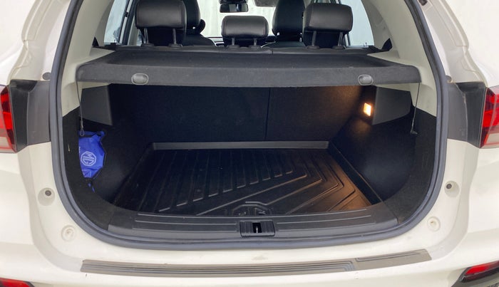 2022 MG ASTOR SAVVY 1.5 CVT S RED, Petrol, Automatic, 18,257 km, Boot Inside