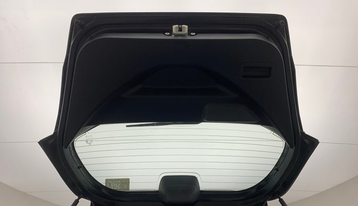 2011 Honda Jazz 1.2L I-VTEC BASE, Petrol, Manual, 1,04,107 km, Boot Door Open