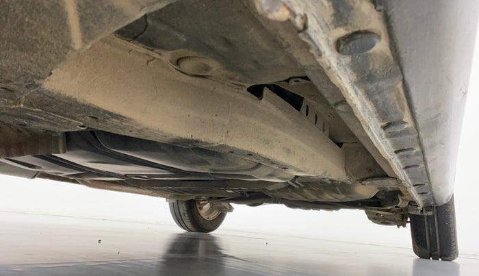 2011 Honda Jazz 1.2L I-VTEC BASE, Petrol, Manual, 1,04,107 km, Right Side Underbody