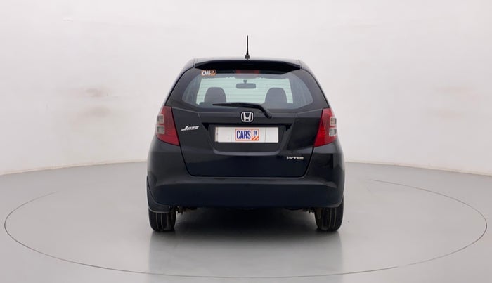 2011 Honda Jazz 1.2L I-VTEC BASE, Petrol, Manual, 1,04,107 km, Back/Rear