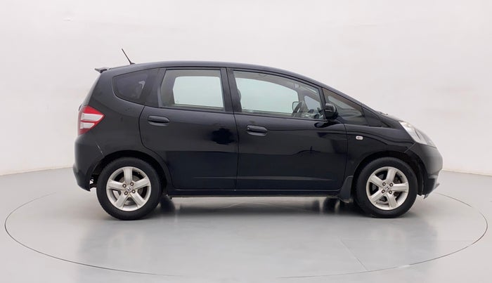2011 Honda Jazz 1.2L I-VTEC BASE, Petrol, Manual, 1,04,107 km, Right Side View