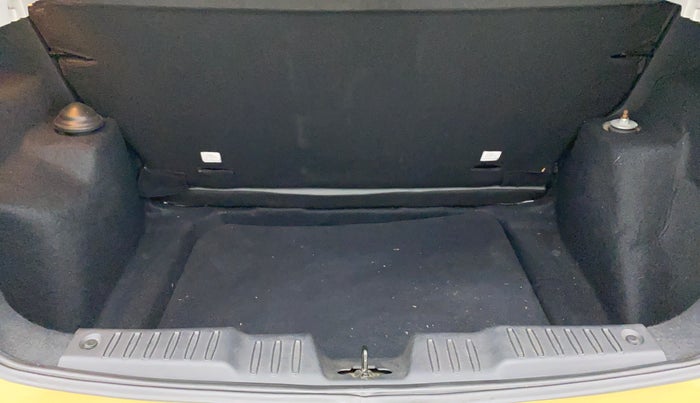 2020 Tata ALTROZ XZ (O) 1.2 RTN, Petrol, Manual, 17,660 km, Boot Inside