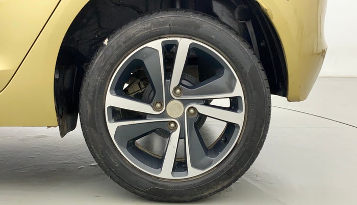 2020 Tata ALTROZ XZ (O) 1.2 RTN, Petrol, Manual, 17,660 km, Left Rear Wheel