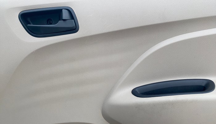 2022 Hyundai NEW SANTRO ERA EXECUTIVE, Petrol, Manual, 37,524 km, Driver Side Door Panels Control