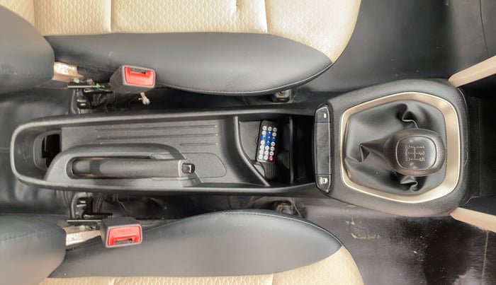 2022 Hyundai NEW SANTRO ERA EXECUTIVE, Petrol, Manual, 37,524 km, Gear Lever