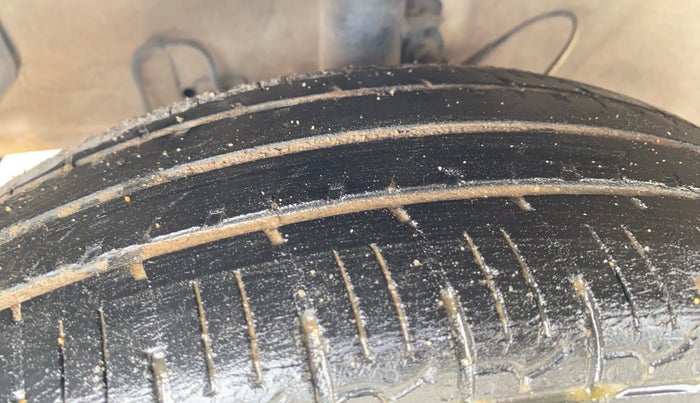 2022 Hyundai NEW SANTRO ERA EXECUTIVE, Petrol, Manual, 37,524 km, Left Front Tyre Tread