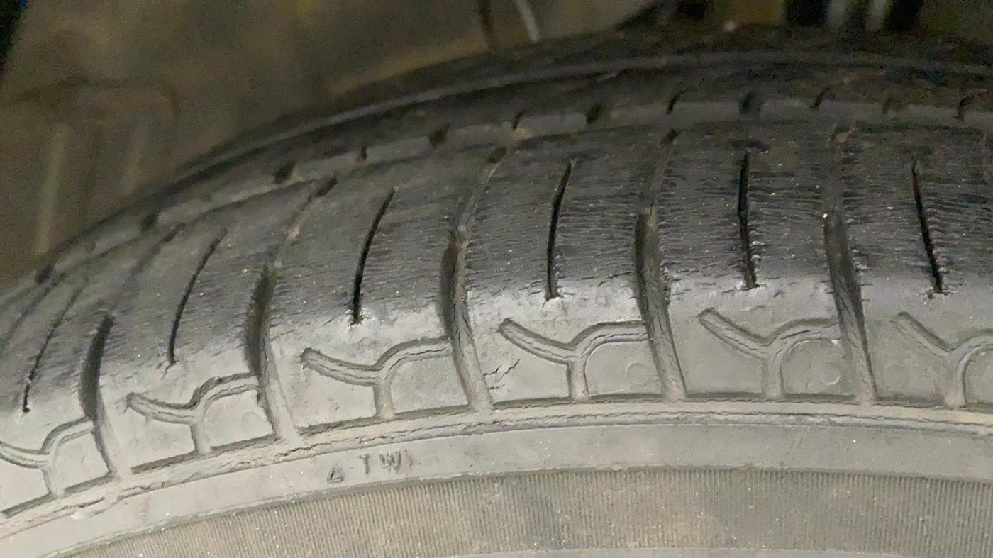 2019 Hyundai NEW SANTRO SPORTZ AMT, Petrol, Automatic, 24,697 km, Right Front Tyre Tread