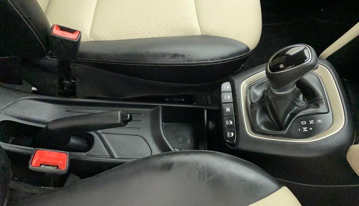 2019 Hyundai NEW SANTRO SPORTZ AMT, Petrol, Automatic, 24,697 km, Gear Lever