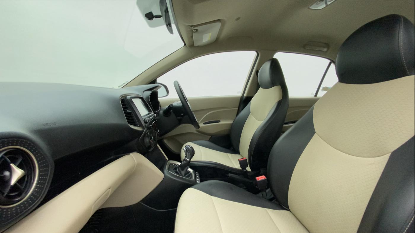 2019 Hyundai NEW SANTRO SPORTZ AMT, Petrol, Automatic, 24,697 km, Right Side Front Door Cabin