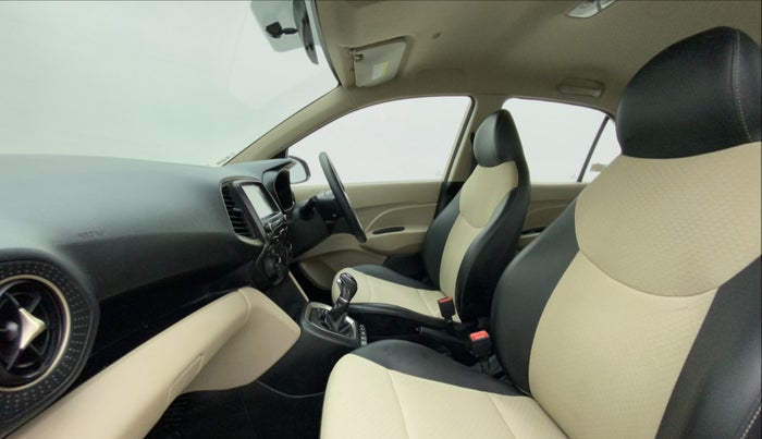 2019 Hyundai NEW SANTRO SPORTZ AMT, Petrol, Automatic, 24,697 km, Right Side Front Door Cabin