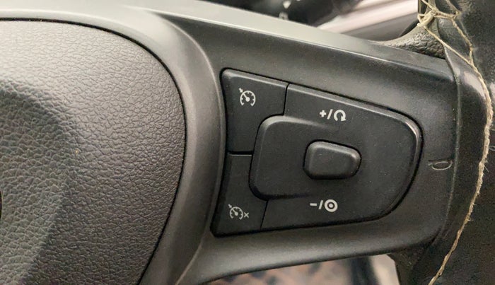 2021 Tata ALTROZ XZ PETROL, Petrol, Manual, 25,688 km, Adaptive Cruise Control