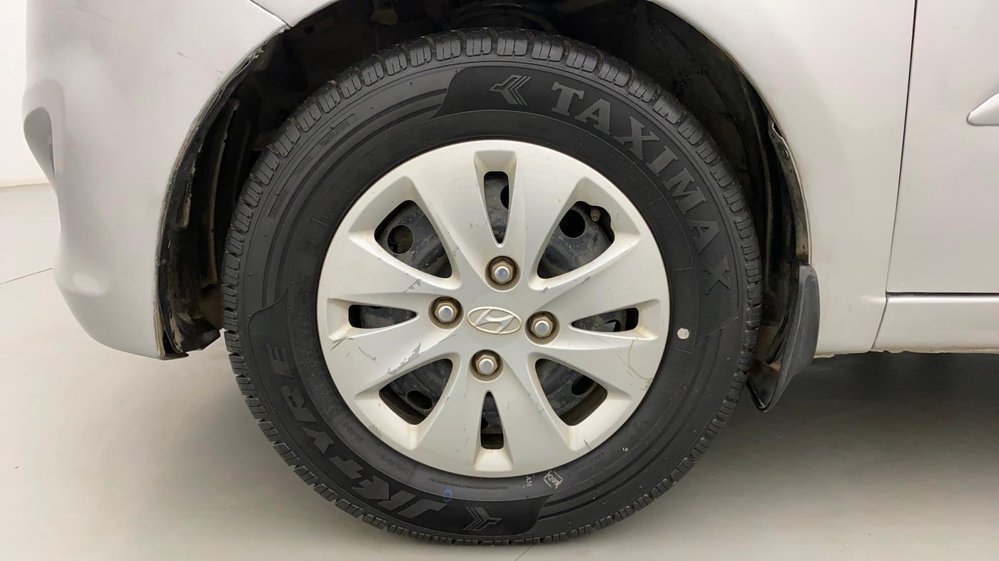 2011 Hyundai i10 SPORTZ 1.2, Petrol, Manual, 19,375 km, Left Front Wheel