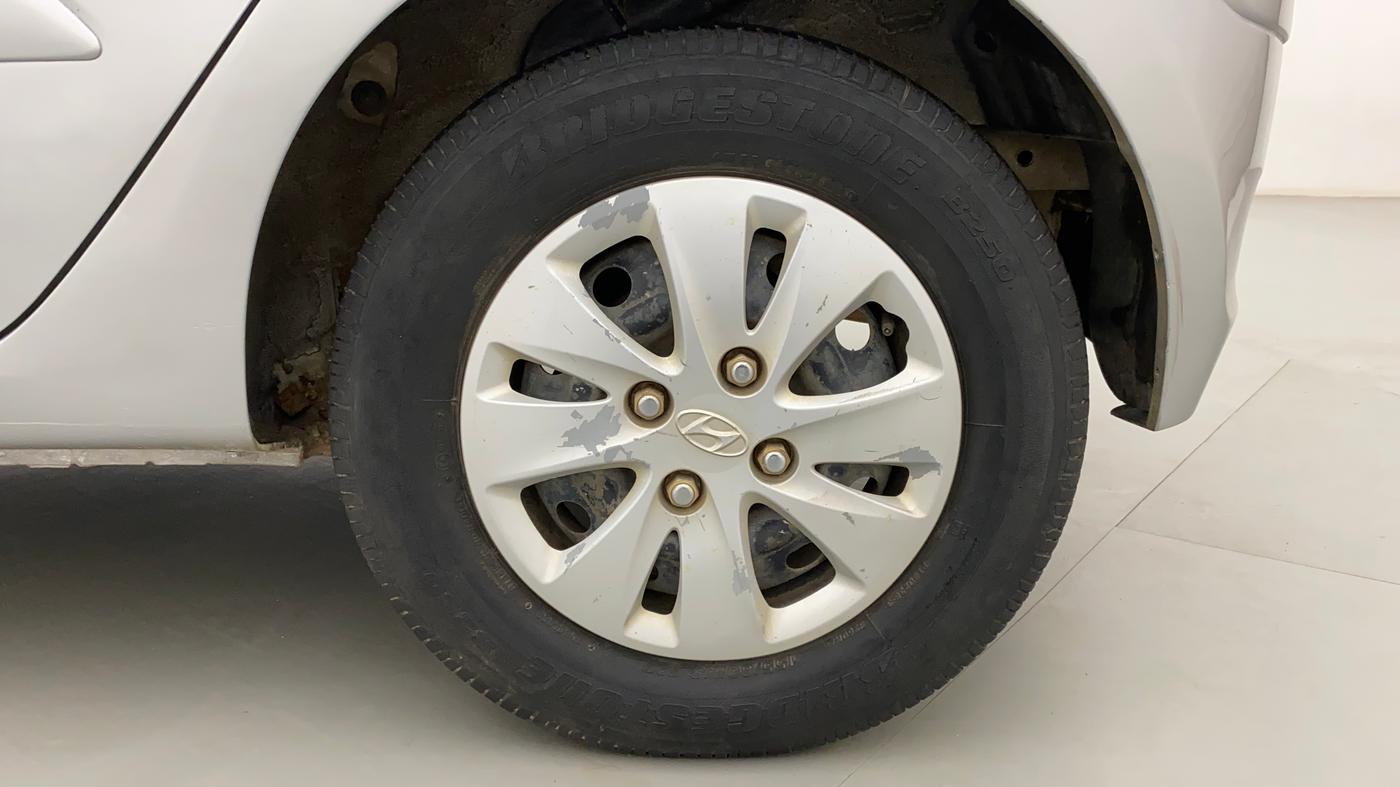 2011 Hyundai i10 SPORTZ 1.2, Petrol, Manual, 19,375 km, Left Rear Wheel