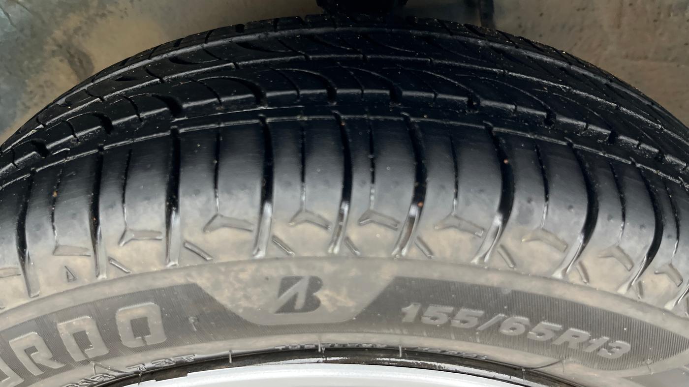 2015 Maruti Alto K10 VXI, Petrol, Manual, 53,338 km, Left Front Tyre Tread