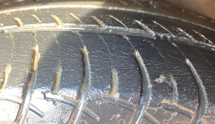 2014 Maruti Celerio VXI AMT, Petrol, Automatic, 92,953 km, Right Front Tyre Tread