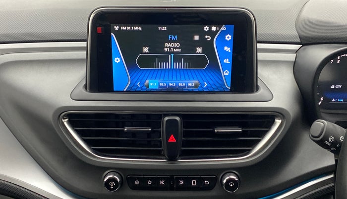2020 Tata ALTROZ XZ 1.2, Petrol, Manual, 18,269 km, Infotainment System