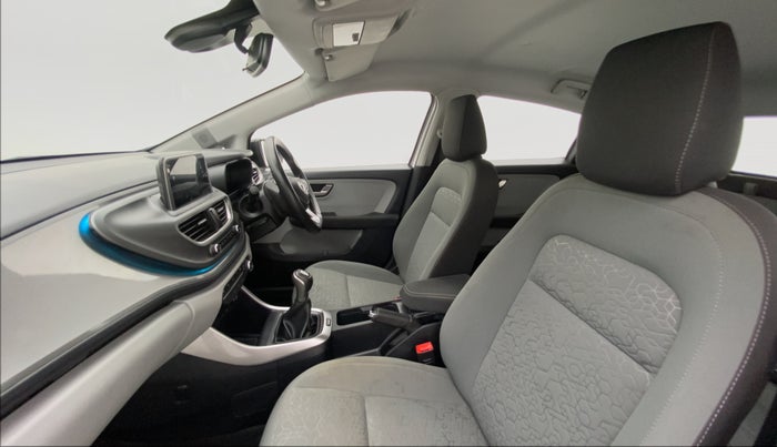 2020 Tata ALTROZ XZ 1.2, Petrol, Manual, 18,269 km, Right Side Front Door Cabin