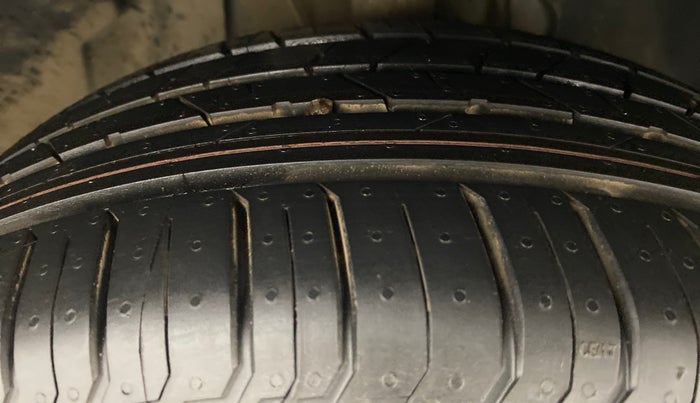 2020 Tata ALTROZ XZ 1.2, Petrol, Manual, 18,269 km, Right Front Tyre Tread
