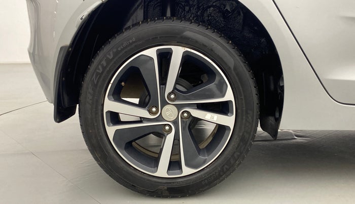 2020 Tata ALTROZ XZ 1.2, Petrol, Manual, 18,269 km, Right Rear Wheel