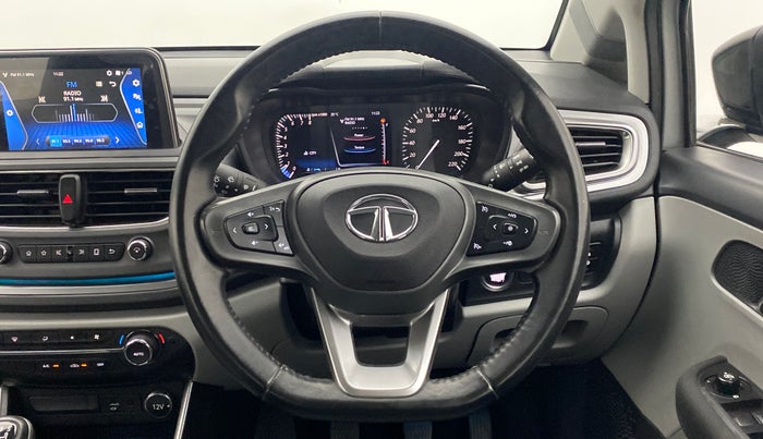 2020 Tata ALTROZ XZ 1.2, Petrol, Manual, 18,269 km, Steering Wheel Close Up