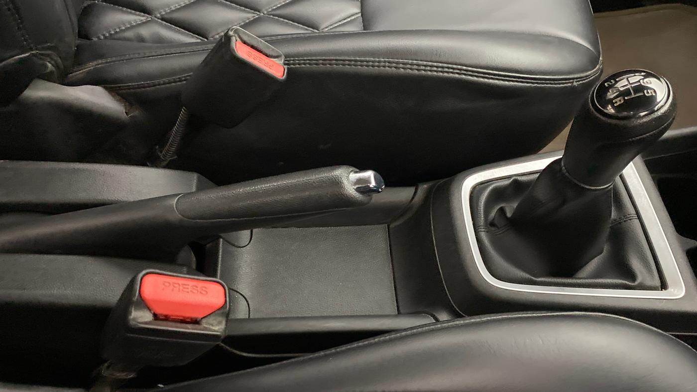 2021 Maruti Swift VXI, Petrol, Manual, 55,114 km, Gear Lever
