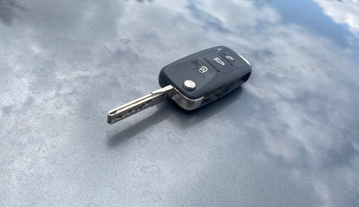 2013 Volkswagen Polo HIGHLINE1.2L, Petrol, Manual, 65,618 km, Key Close Up