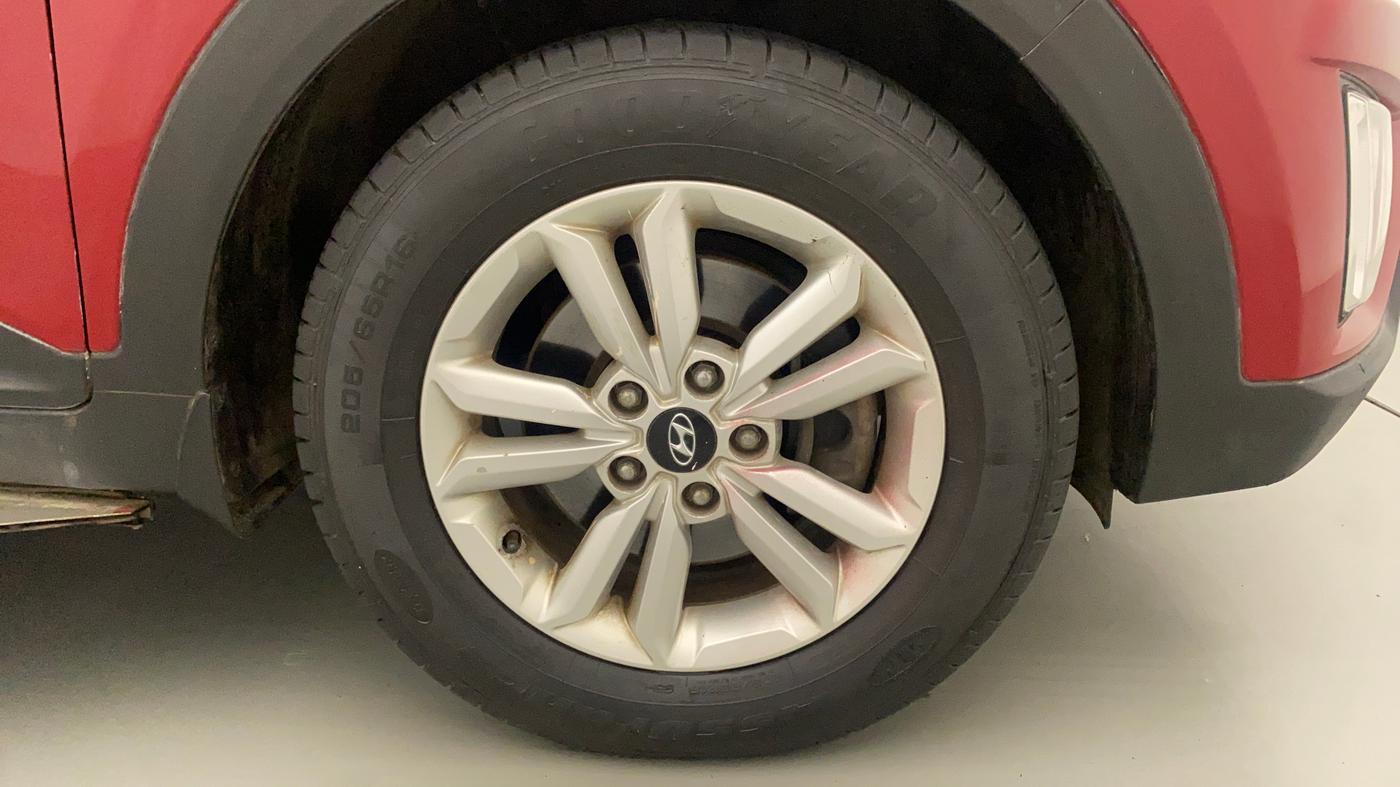 2016 Hyundai Creta SX PLUS 1.6 PETROL, Petrol, Manual, 71,757 km, Right Front Wheel