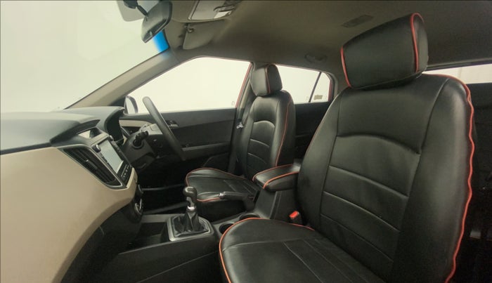 2016 Hyundai Creta SX PLUS 1.6 PETROL, Petrol, Manual, 71,757 km, Right Side Front Door Cabin