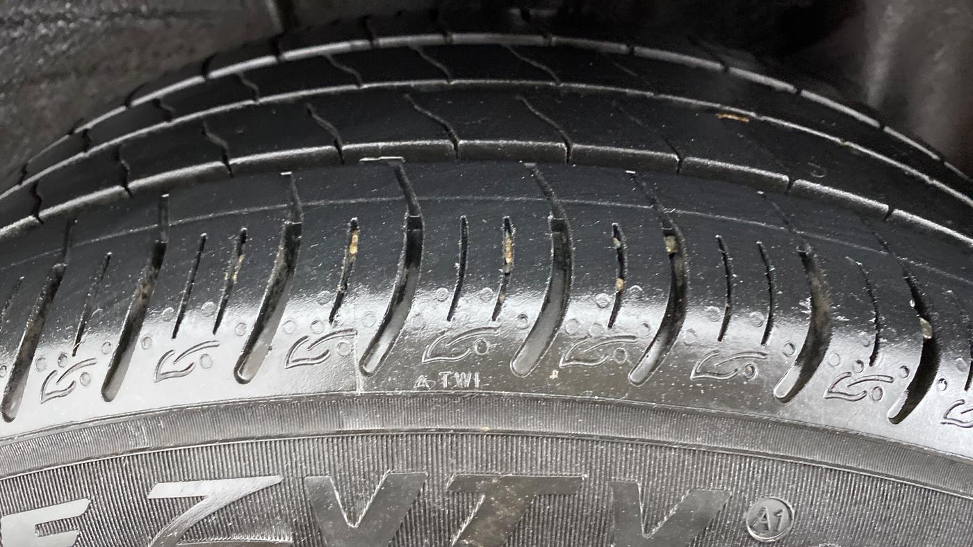 2021 Tata ALTROZ XM+ 1.2 RTN, Petrol, Manual, 9,764 km, Left Rear Tyre Tread