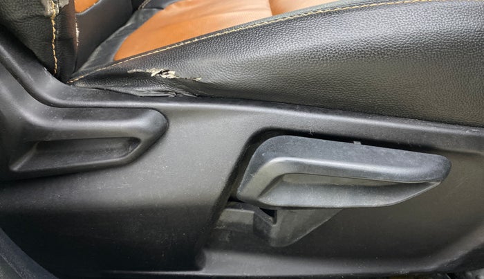 2020 Tata Tiago XZ PETROL, Petrol, Manual, 51,674 km, Driver Side Adjustment Panel