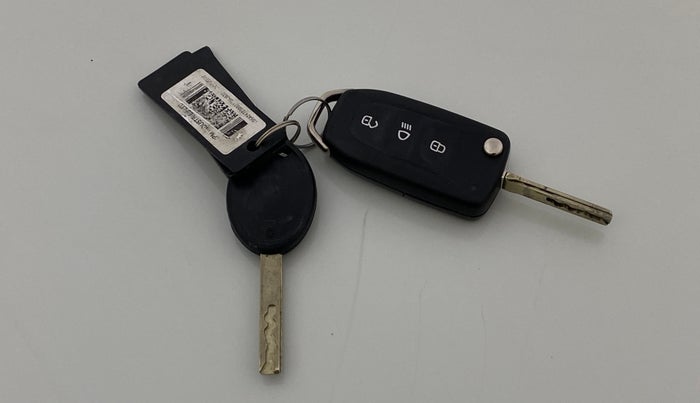 2020 Tata Tiago XZ PETROL, Petrol, Manual, 51,674 km, Key Close Up