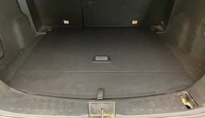 2019 Tata Harrier XZ 2.0L Kryotec, Diesel, Manual, 73,837 km, Boot Inside