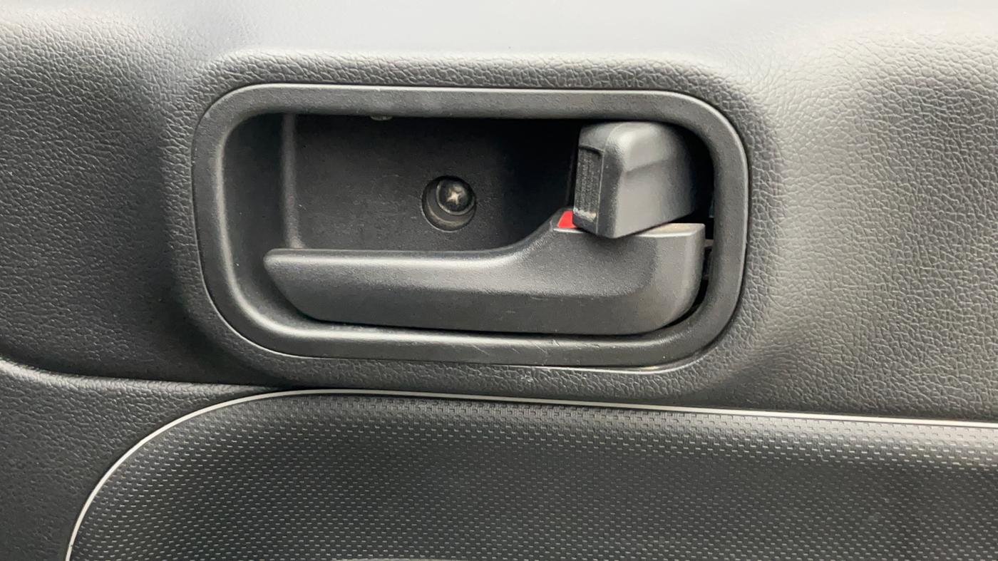 2023 Mahindra Thar LX P 2WD AT HT, Petrol, Automatic, 32,838 km, Driver Side Door Panels Control