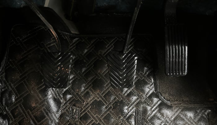 2022 KIA CARENS PRESTIGE 1.4 PETROL 7 STR, Petrol, Manual, 41,861 km, Pedals