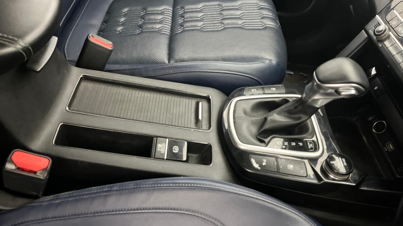 2024 KIA SELTOS Gravity 1.5 Petrol IVT, CNG, Automatic, 45,169 km, Gear Lever