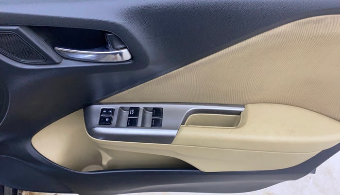 2015 Honda City 1.5L I-VTEC V MT, Petrol, Manual, 68,996 km, Driver Side Door Panels Control