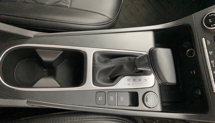 2022 Hyundai Creta SX IVT 1.5 PETROL, Petrol, Automatic, 14,875 km, Gear Lever