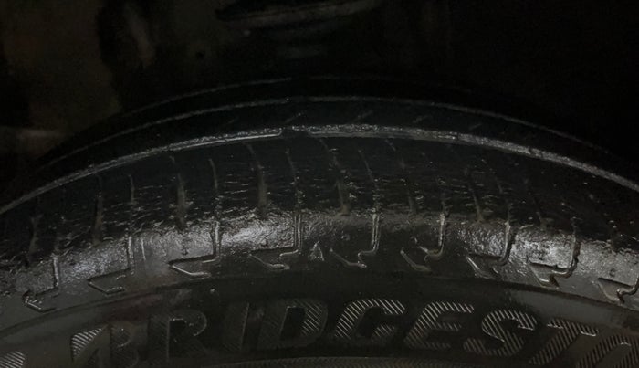 2017 Maruti IGNIS SIGMA 1.2, CNG, Manual, 43,069 km, Right Front Tyre Tread