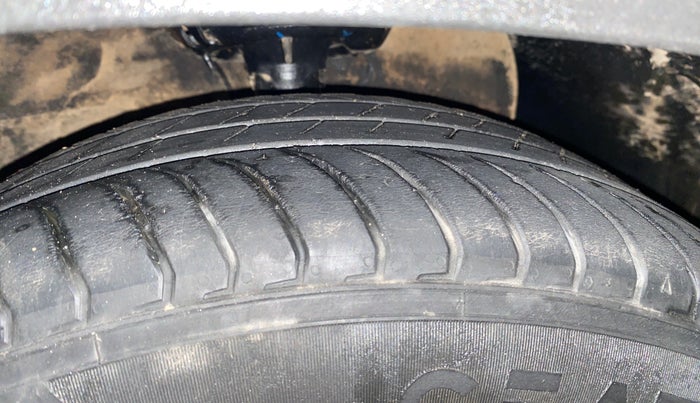 2023 Hyundai EXTER SX 1.2 MT, Petrol, Manual, 36,021 km, Right Front Tyre Tread