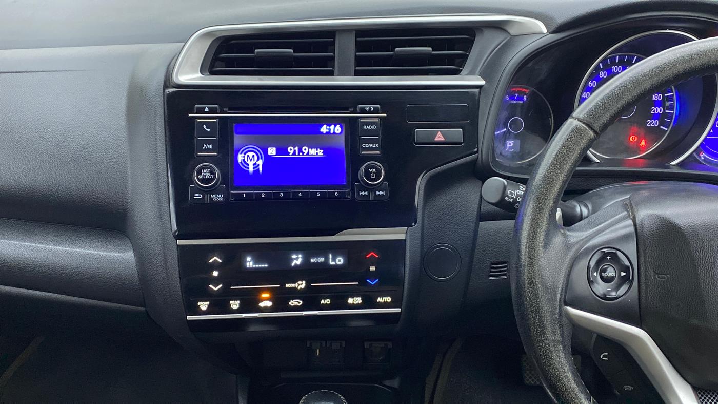 2016 Honda Jazz 1.2 V AT, Petrol, Automatic, 35,031 km, Air Conditioner