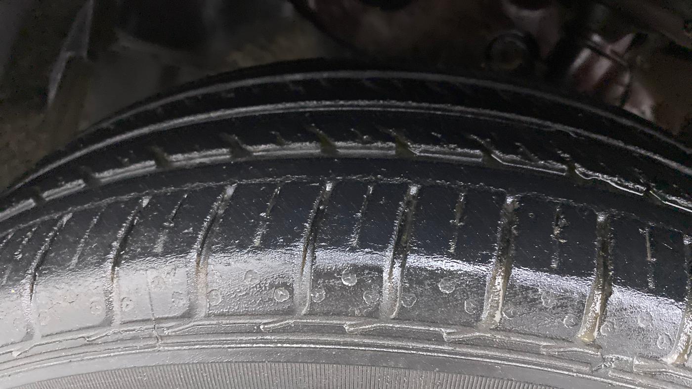 2016 Honda Jazz 1.2 V AT, Petrol, Automatic, 35,031 km, Left Front Tyre Tread