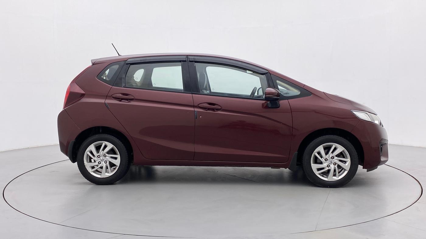 2016 Honda Jazz 1.2 V AT, Petrol, Automatic, 35,031 km, Right Side View