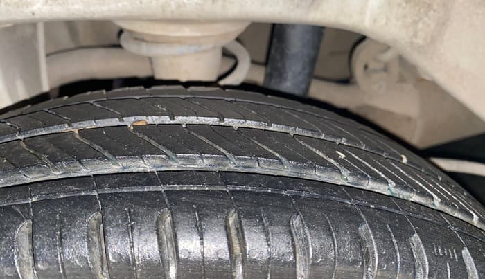 2019 Maruti Alto 800 LXI, Petrol, Manual, 1,83,245 km, Right Rear Tyre Tread