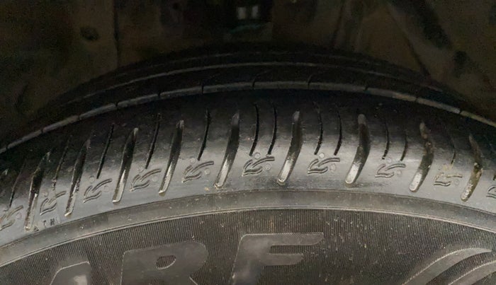 2018 Maruti S Cross ZETA 1.3, Diesel, Manual, 52,123 km, Right Front Tyre Tread