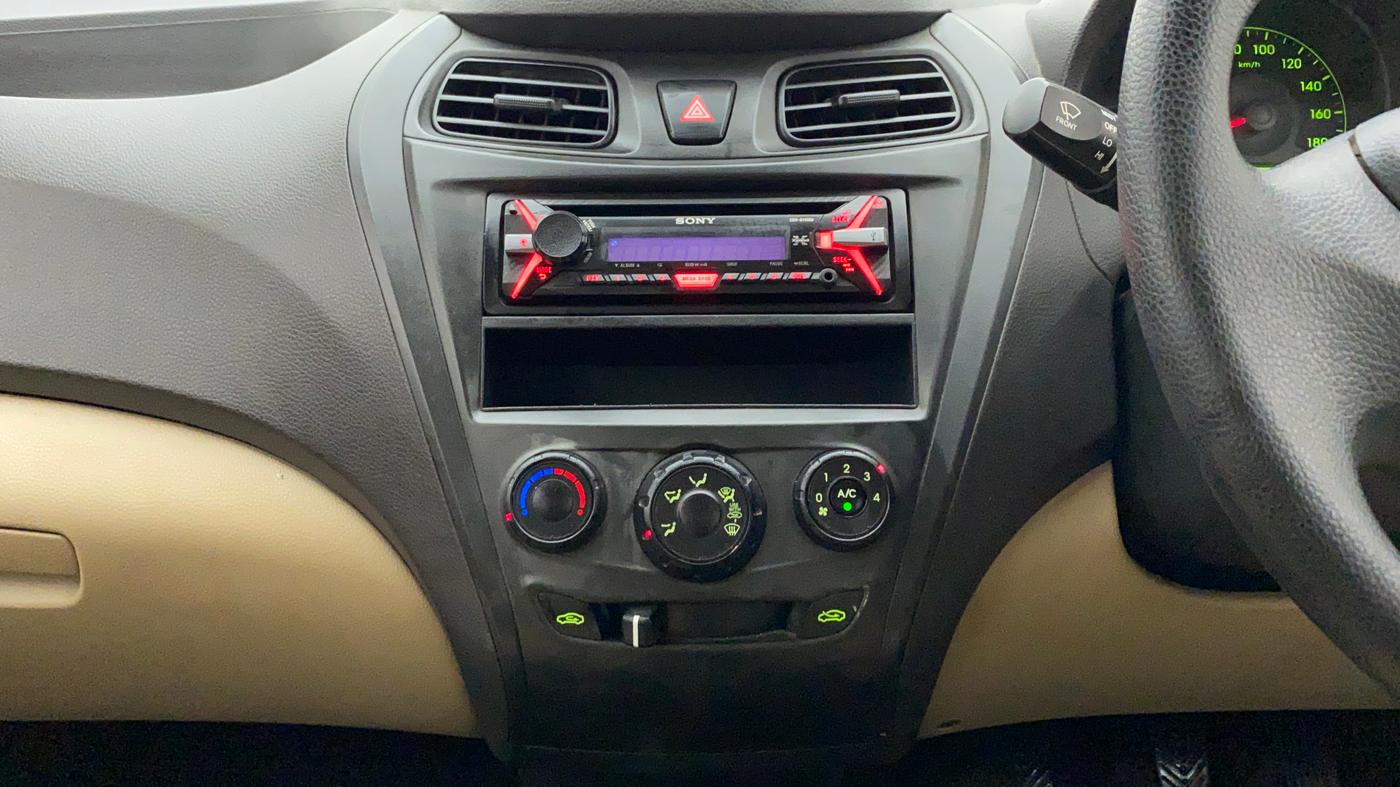 2015 Hyundai Eon D-LITE+, Petrol, Manual, 27,145 km, Air Conditioner