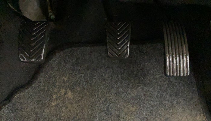 2015 Hyundai Eon D-LITE+, Petrol, Manual, 27,145 km, Pedals