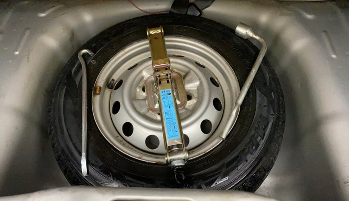 2015 Hyundai Eon D-LITE+, Petrol, Manual, 27,145 km, Spare Tyre