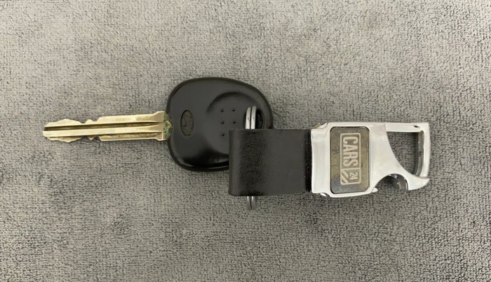 2015 Hyundai Eon D-LITE+, Petrol, Manual, 27,145 km, Key Close Up