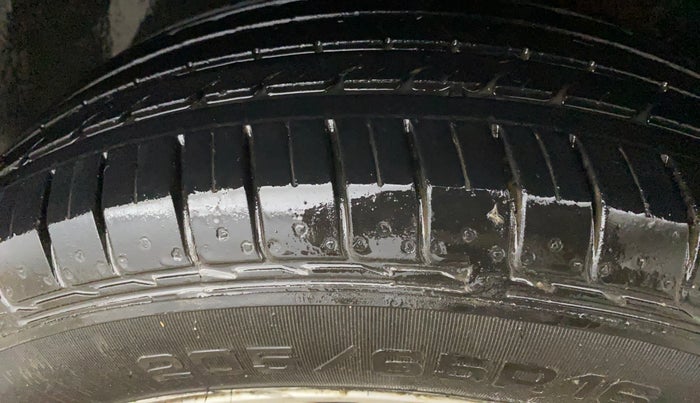 2015 Hyundai Creta SX PLUS 1.6 PETROL, Petrol, Manual, 72,115 km, Left Rear Tyre Tread